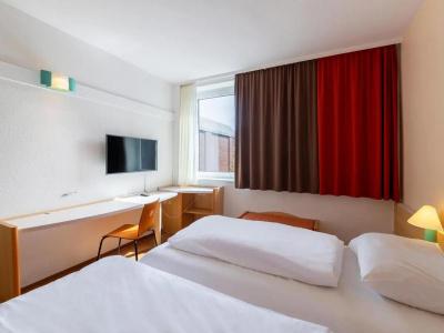 ibis Duisburg Hauptbahnhof - 20