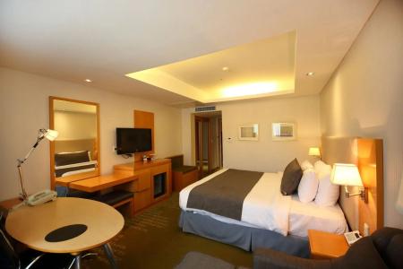 Ramada by Wyndham Songdo - 1