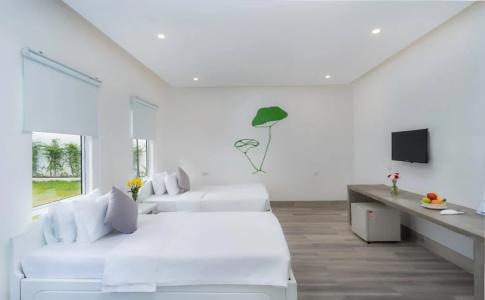 Glow Inn - 4