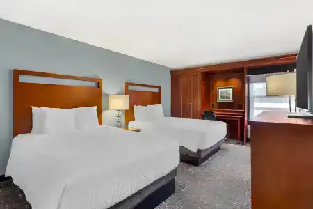 Best Western Plus - 3