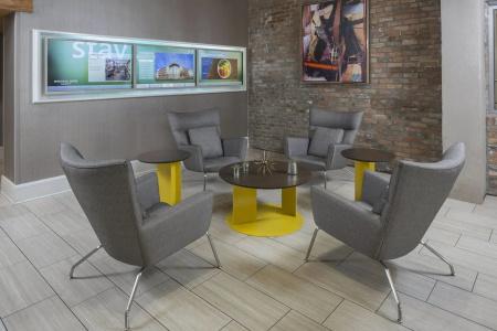 SpringHill Suites by Marriott Convention Center - 14