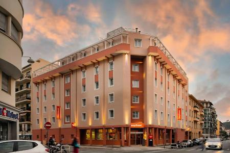 easyNice Palais des Congrès – Old Town - 24