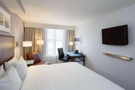 Hampton Inn Seaport Financial District - 2