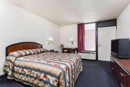 Knights Inn Virginia Beach Lynnhaven - 50