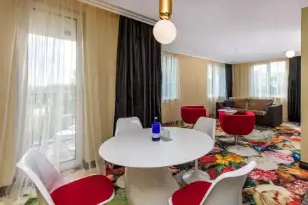 Amsterdam Plaza & Spa - 83