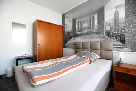 One Frankfurt Messe - 5
