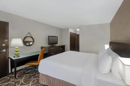 Crowne Plaza-Waterloo, An Ihg - 35