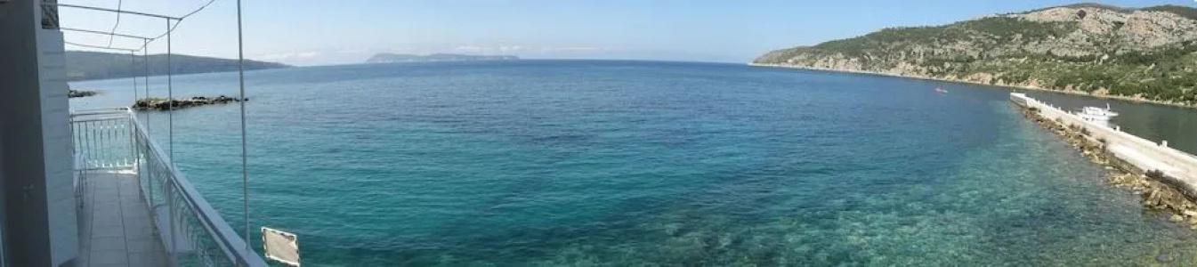 Mira Sea Front Guesthouse - 17