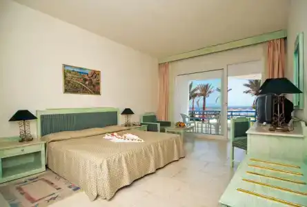 Queen Sharm Resort - 17