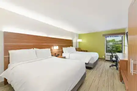 Holiday Inn Express & Suites, An Ihg - 5