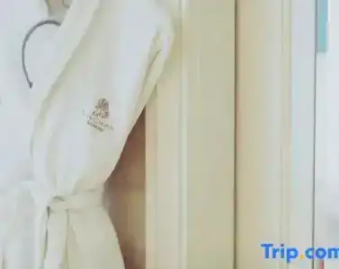 The Ritz-Carlton, - 82