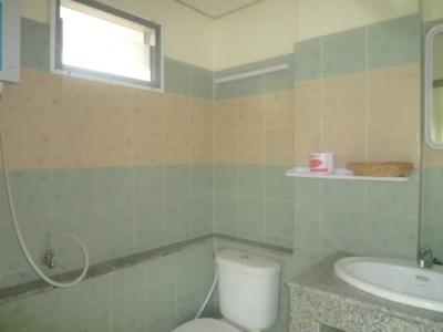 Vanlisut Ngamwongwan - 53