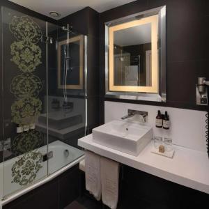 NH Genova Centro - 33