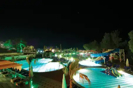 Lycus Beach - 35