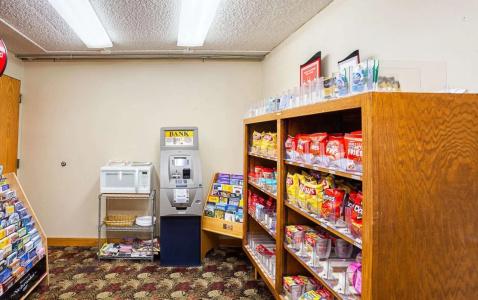 6-Lincoln, NE - Airport - 11