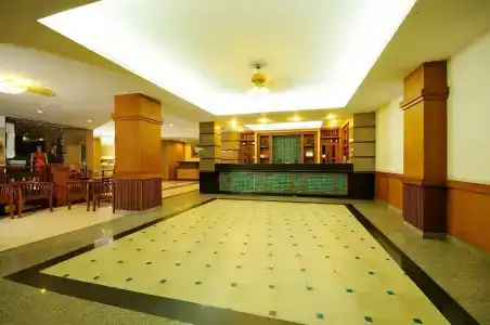 Rambuttri Village Plaza - Sha Extra Plus - Test And Go - 1