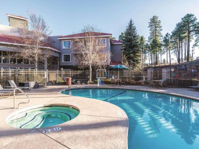 La Quinta by Wyndham - 14