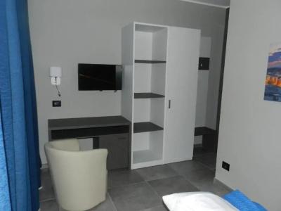 Erasmus - 27