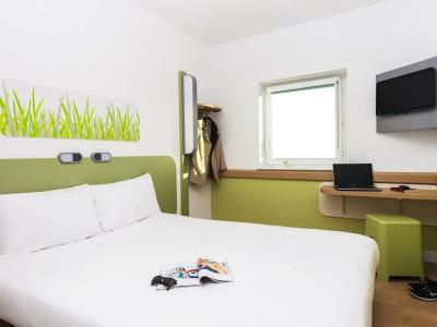 ibis budget Manchester Salford Quays - 50