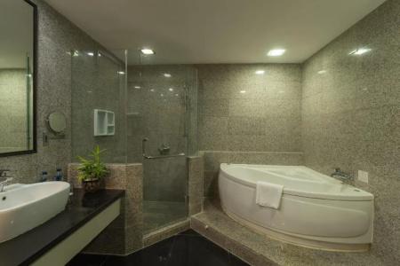 Manhattan Jakarta - 106