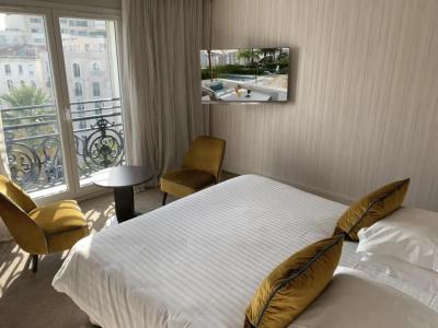Hôtel Le Canberra - 89