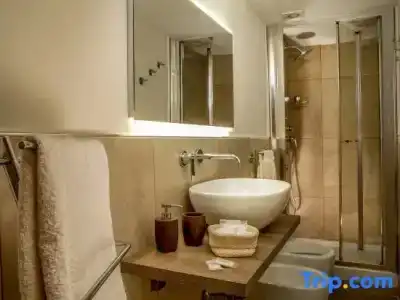 Roma Central Guest House - 37