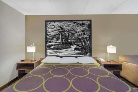 Super 8 by Wyndham North/Powell - 13