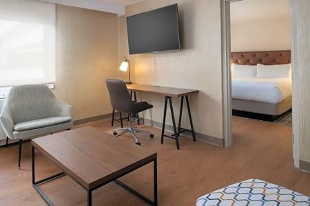 Four Points by Sheraton & Conference Center - 51