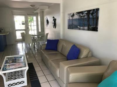 Coral Beach Noosa - 73