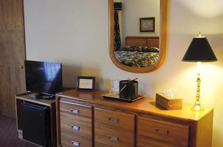 Greenbrier Inn - 49