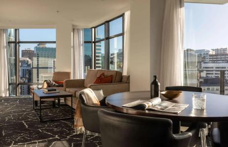Rydges - 68