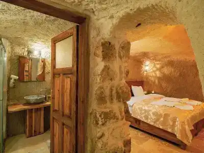 Atilla's Cave - 349