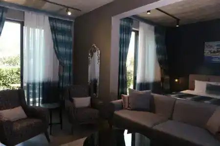 Sandora Boutique - 24