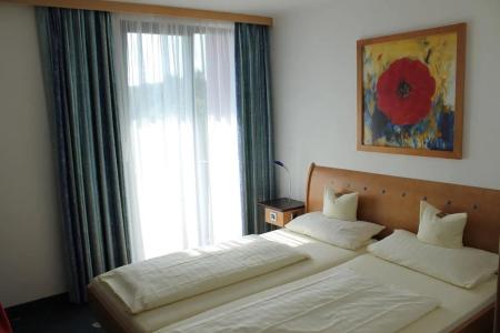 Axxe Motel Rasthof Kassel - 1