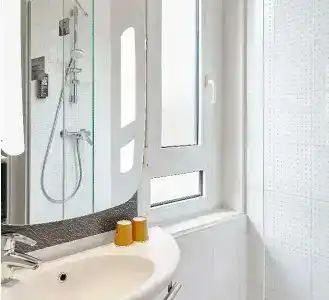 ibis Annecy Centre Vieille Ville - 75