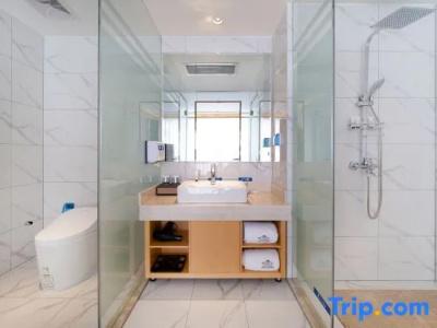 Microtel by Wyndham Lijiang - 85