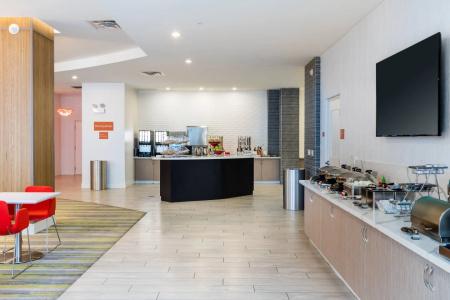 TownePlace Suites by Marriott Orlando at SeaWorld - 17