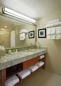 DoubleTree by Hilton Miami Airport & Convention Center - 54
