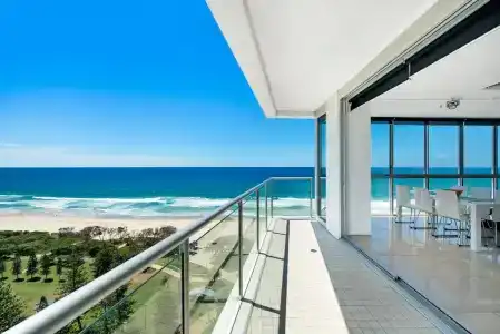 Ultiqa Air On Broadbeach - 305
