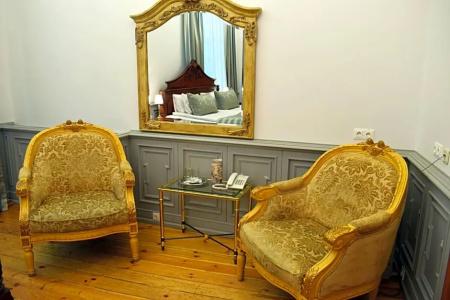 Boutique Kristofs - 125