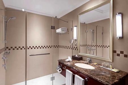DoubleTree by Hilton Ras Al Khaimah - 73