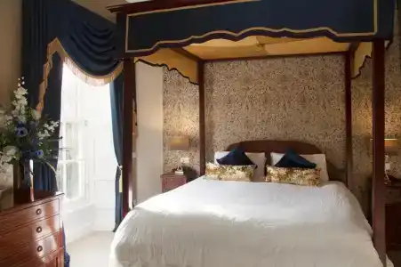 Royal Scots Club - 50