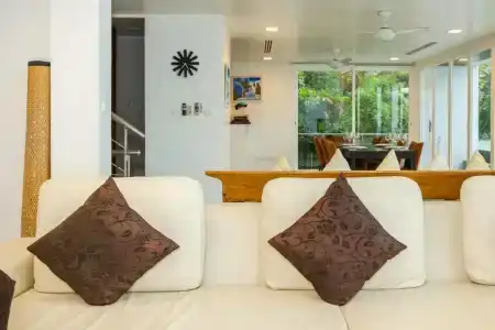 Jirana Patong - 256
