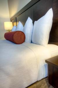 Best Western Plus Stoneridge Inn & Conference Centre Ontario - 59