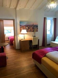 Berger's Sporthotel - 63