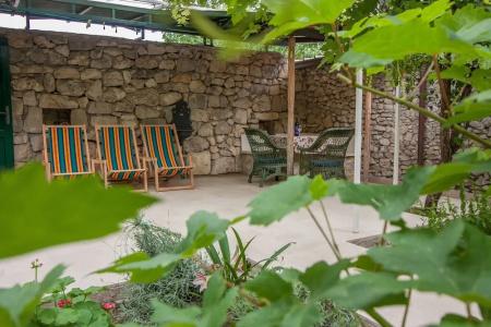 Garden Apartment - 170