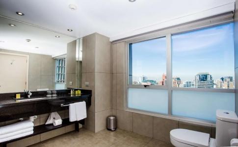 DoubleTree by Hilton - Vitacura - 10