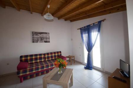 s&c Kosmos Beach Resort - 16