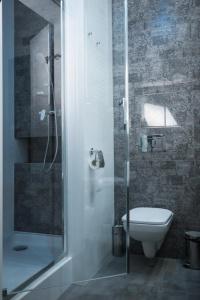 M Social Singapore (SG Clean, Staycation Approved) - 10