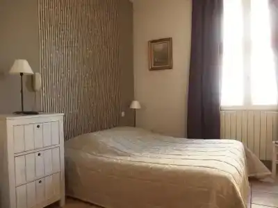 Au Saint Roch - Hôtel et Jardin - 35